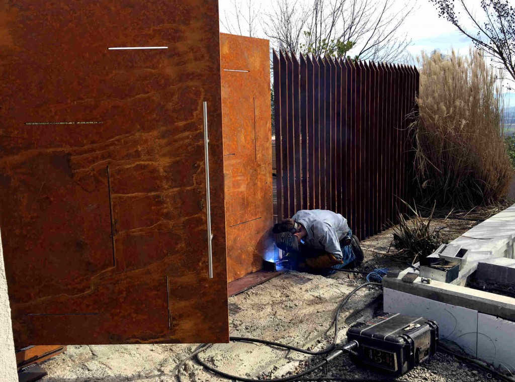 Pro Weld offers mobile welding that takes out the hassle out of your projects